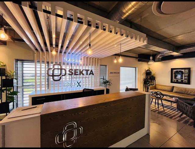 1,348M² OFFICE TO LET IN VORNA VALLEY